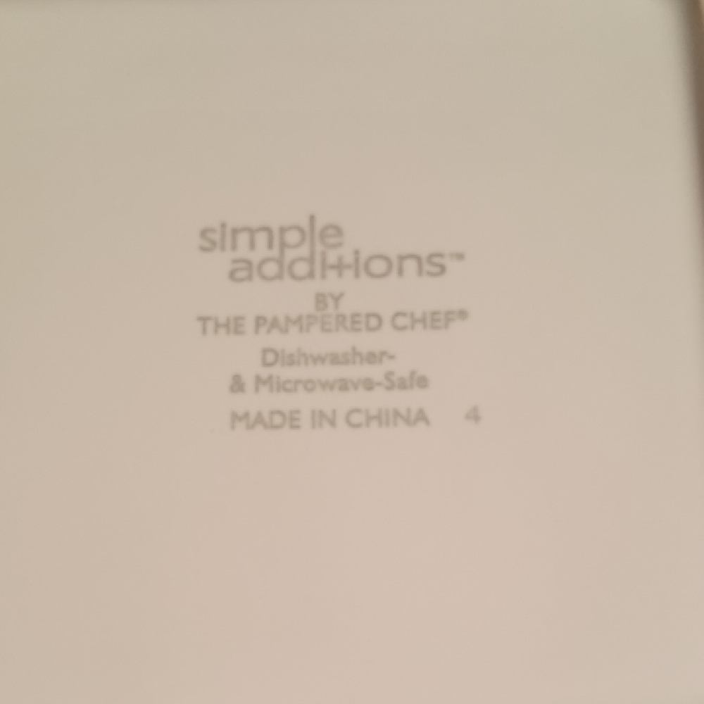 Pampered Chef Simple Additions White 7"X7" Serving Bowls. Microwave/Oven Safe.